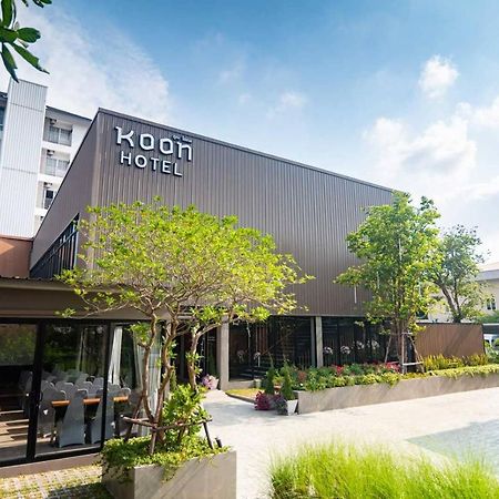 Koon Hotel Sukhumvit Bangkok Buitenkant foto